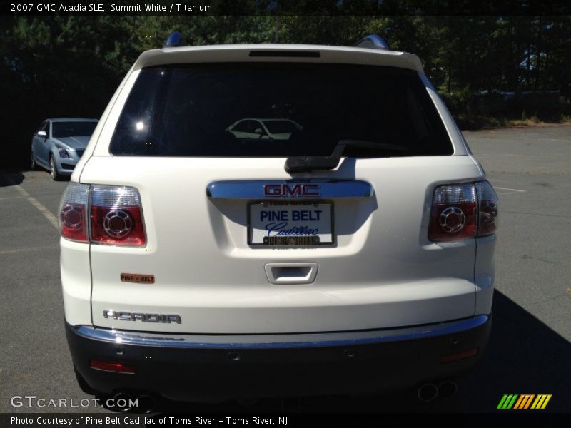 Summit White / Titanium 2007 GMC Acadia SLE
