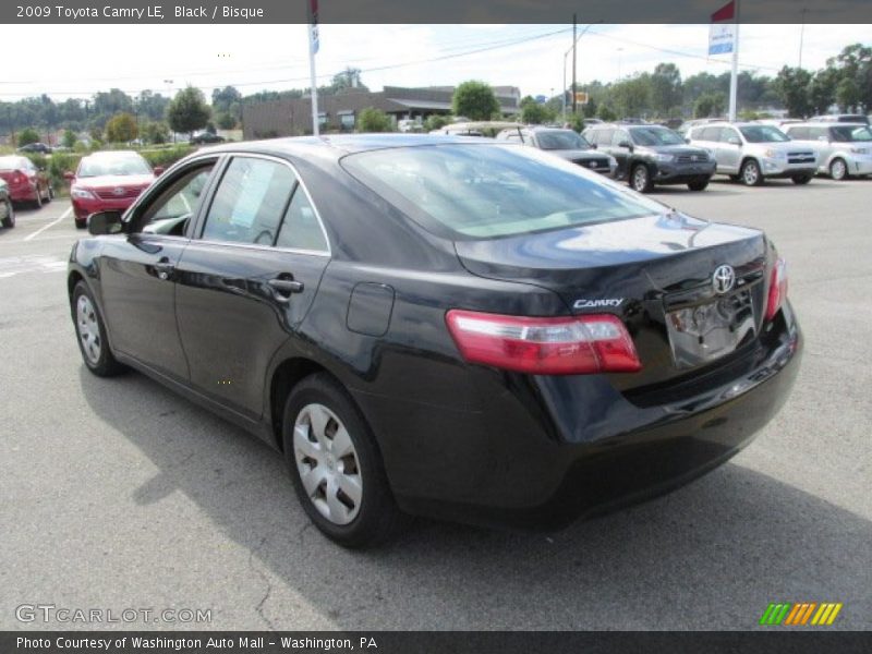 Black / Bisque 2009 Toyota Camry LE