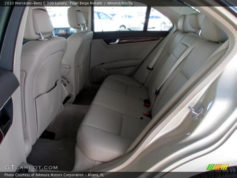 Pearl Beige Metallic / Almond/Mocha 2010 Mercedes-Benz C 300 Luxury