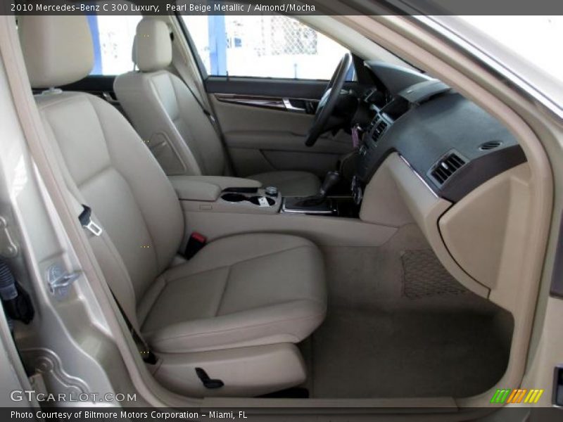 Pearl Beige Metallic / Almond/Mocha 2010 Mercedes-Benz C 300 Luxury