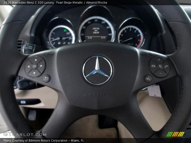Pearl Beige Metallic / Almond/Mocha 2010 Mercedes-Benz C 300 Luxury