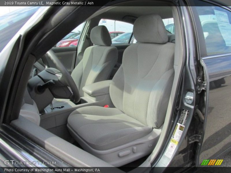 Magnetic Gray Metallic / Ash 2009 Toyota Camry LE
