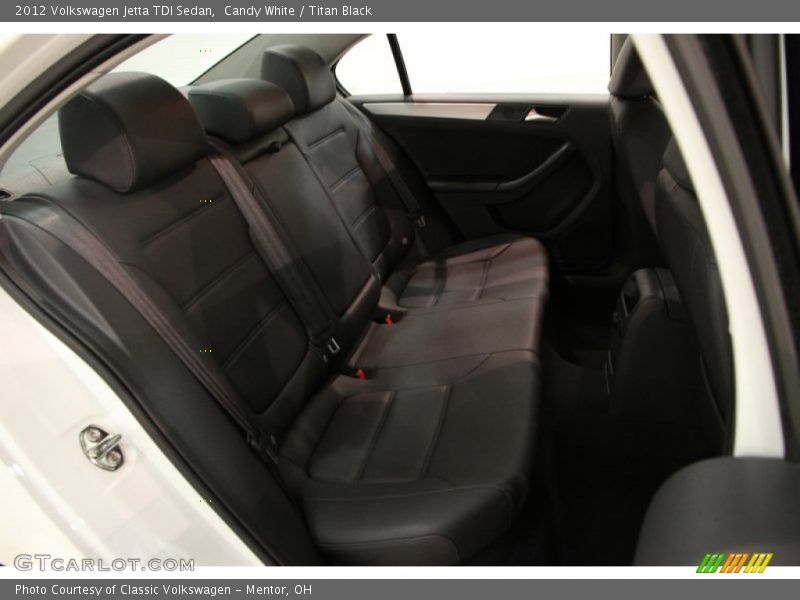 Candy White / Titan Black 2012 Volkswagen Jetta TDI Sedan