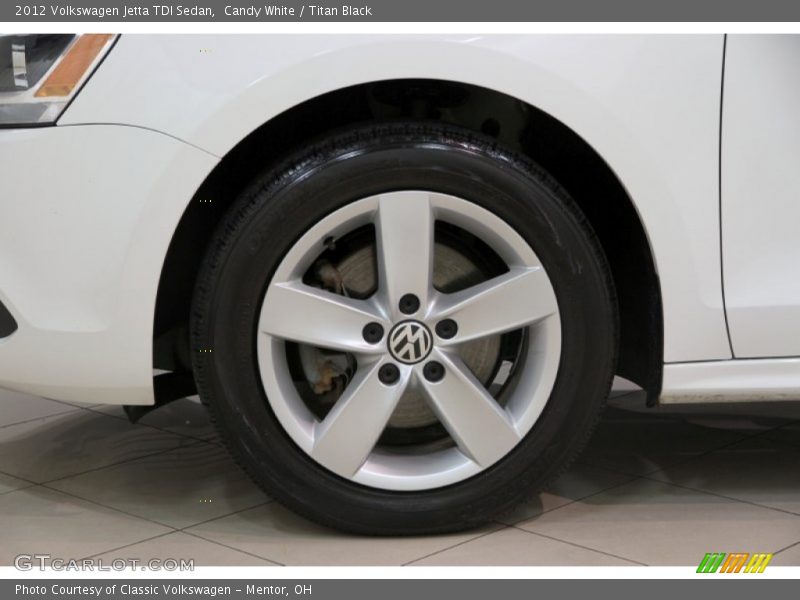 Candy White / Titan Black 2012 Volkswagen Jetta TDI Sedan