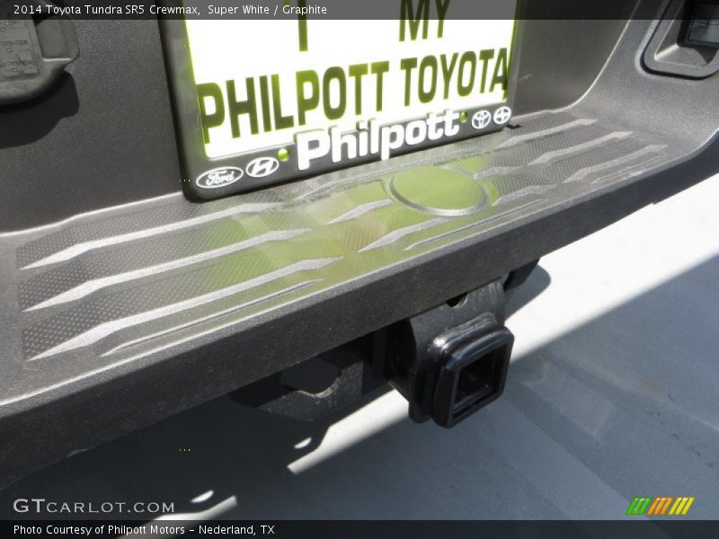 Super White / Graphite 2014 Toyota Tundra SR5 Crewmax