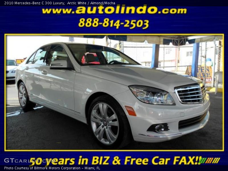 Arctic White / Almond/Mocha 2010 Mercedes-Benz C 300 Luxury