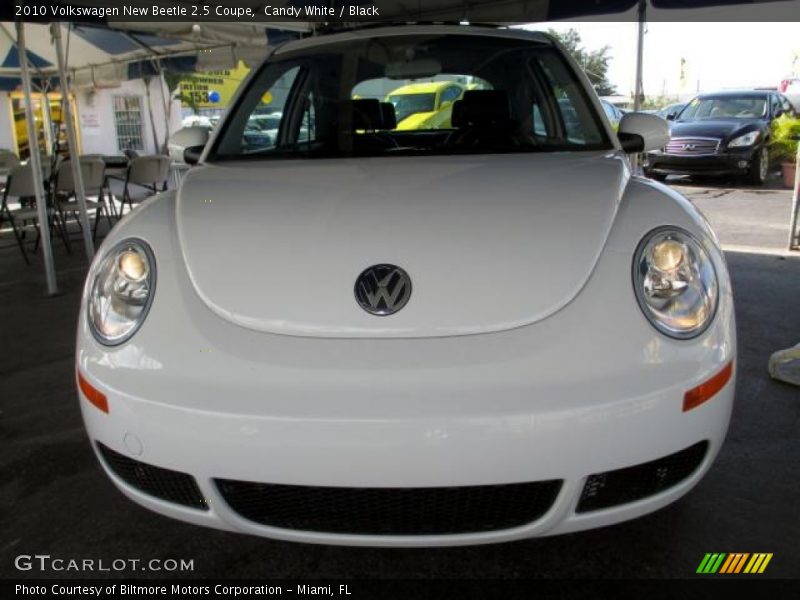 Candy White / Black 2010 Volkswagen New Beetle 2.5 Coupe