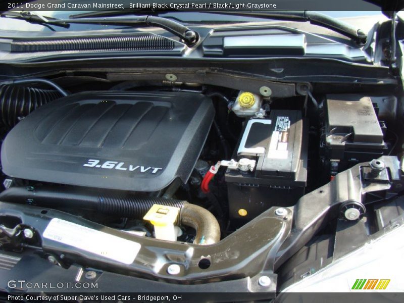 Brilliant Black Crystal Pearl / Black/Light Graystone 2011 Dodge Grand Caravan Mainstreet
