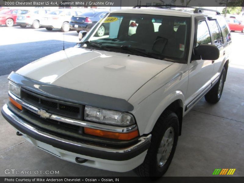 Summit White / Graphite Gray 2000 Chevrolet Blazer LS 4x4