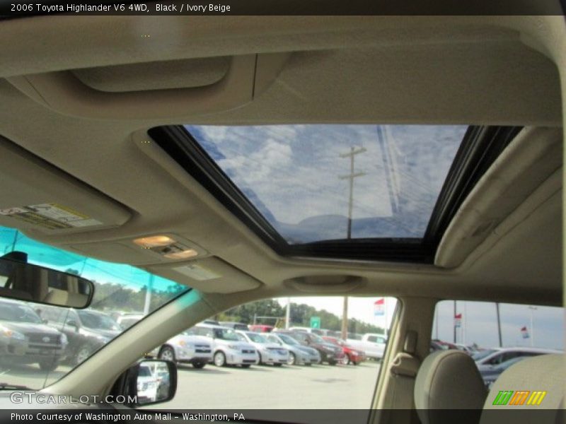 Black / Ivory Beige 2006 Toyota Highlander V6 4WD