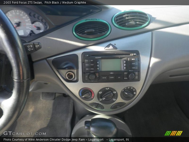 Pitch Black / Medium Graphite 2003 Ford Focus ZTS Sedan