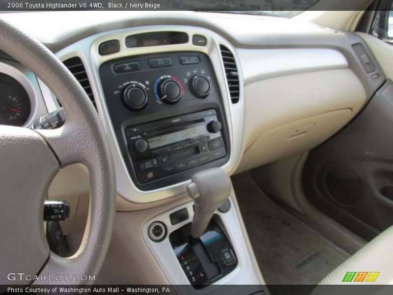 Black / Ivory Beige 2006 Toyota Highlander V6 4WD