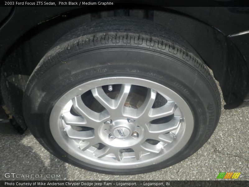Pitch Black / Medium Graphite 2003 Ford Focus ZTS Sedan