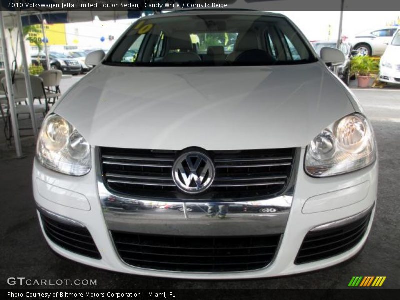 Candy White / Cornsilk Beige 2010 Volkswagen Jetta Limited Edition Sedan