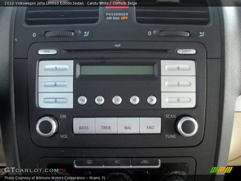 Candy White / Cornsilk Beige 2010 Volkswagen Jetta Limited Edition Sedan