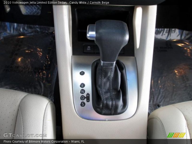 Candy White / Cornsilk Beige 2010 Volkswagen Jetta Limited Edition Sedan