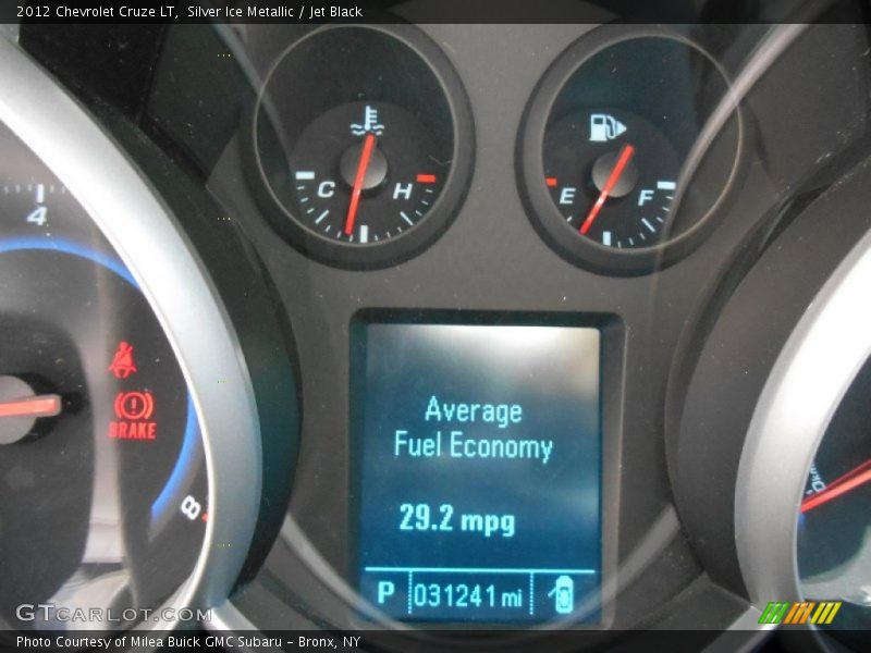 Silver Ice Metallic / Jet Black 2012 Chevrolet Cruze LT