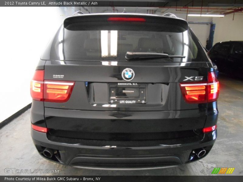 Attitude Black Metallic / Ash 2012 Toyota Camry LE