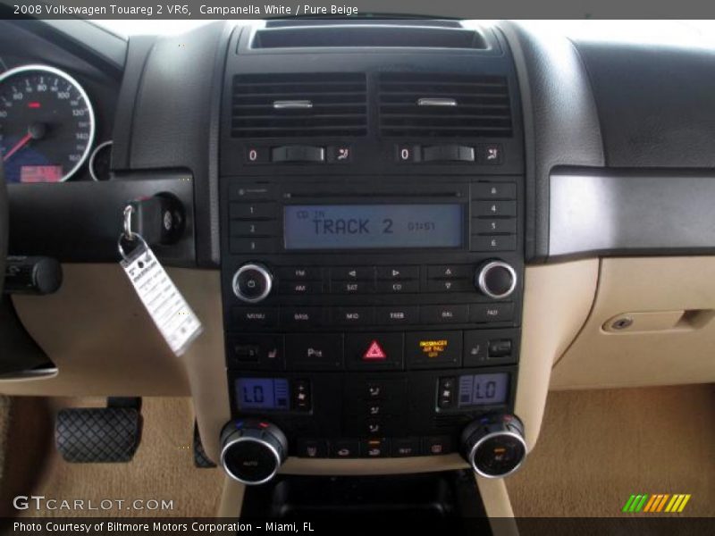 Campanella White / Pure Beige 2008 Volkswagen Touareg 2 VR6
