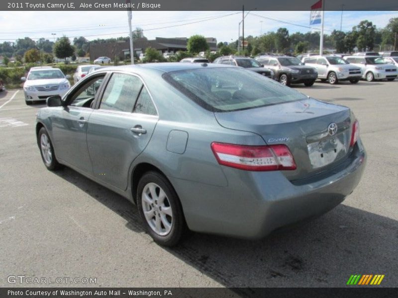 Aloe Green Metallic / Bisque 2011 Toyota Camry LE