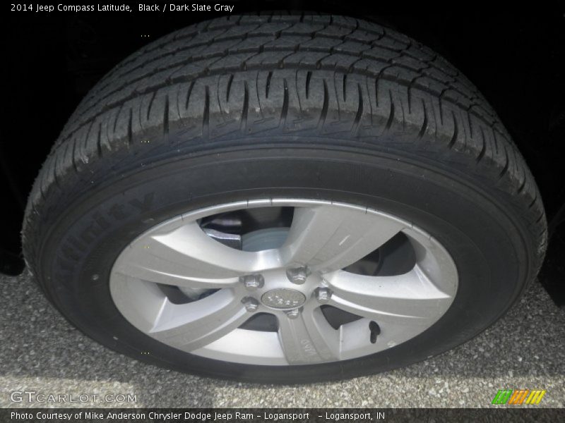 Black / Dark Slate Gray 2014 Jeep Compass Latitude