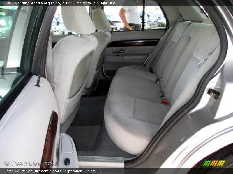 Silver Birch Metallic / Light Flint 2005 Mercury Grand Marquis GS
