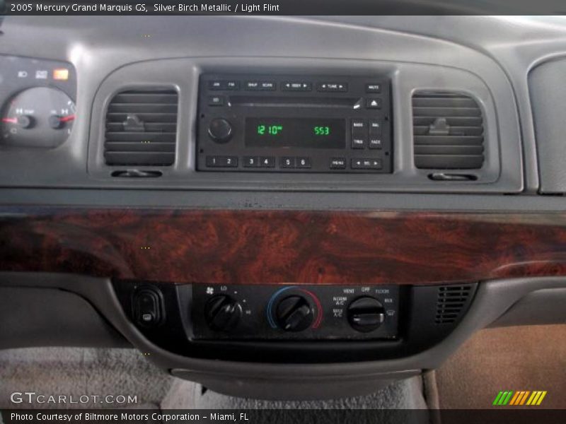 Silver Birch Metallic / Light Flint 2005 Mercury Grand Marquis GS
