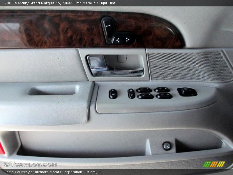 Silver Birch Metallic / Light Flint 2005 Mercury Grand Marquis GS