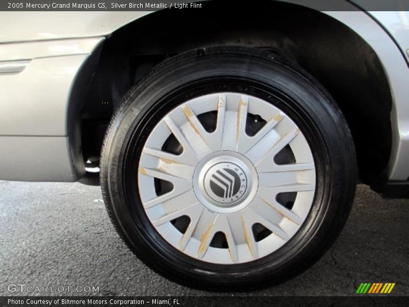 Silver Birch Metallic / Light Flint 2005 Mercury Grand Marquis GS