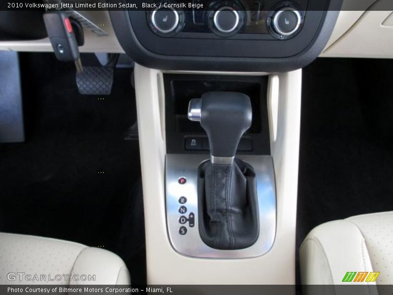 Black / Cornsilk Beige 2010 Volkswagen Jetta Limited Edition Sedan