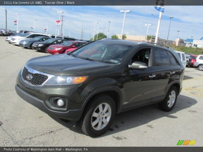 Front 3/4 View of 2011 Sorento LX AWD