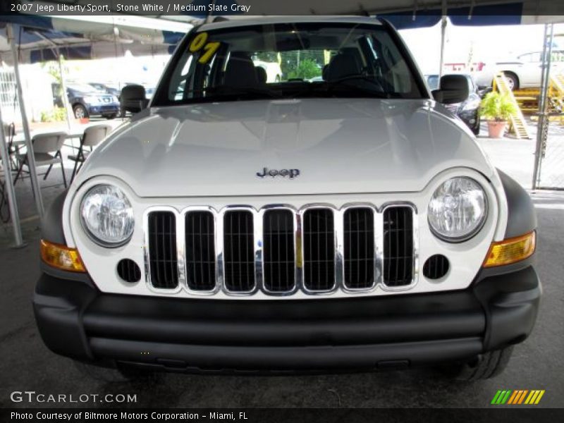 Stone White / Medium Slate Gray 2007 Jeep Liberty Sport