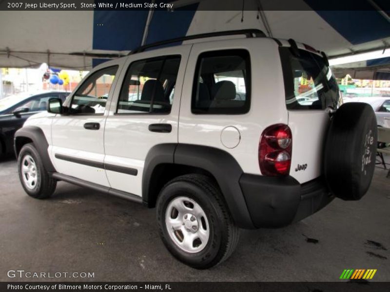 Stone White / Medium Slate Gray 2007 Jeep Liberty Sport