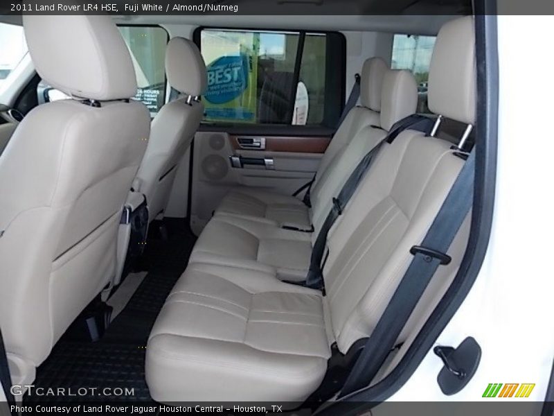 Fuji White / Almond/Nutmeg 2011 Land Rover LR4 HSE