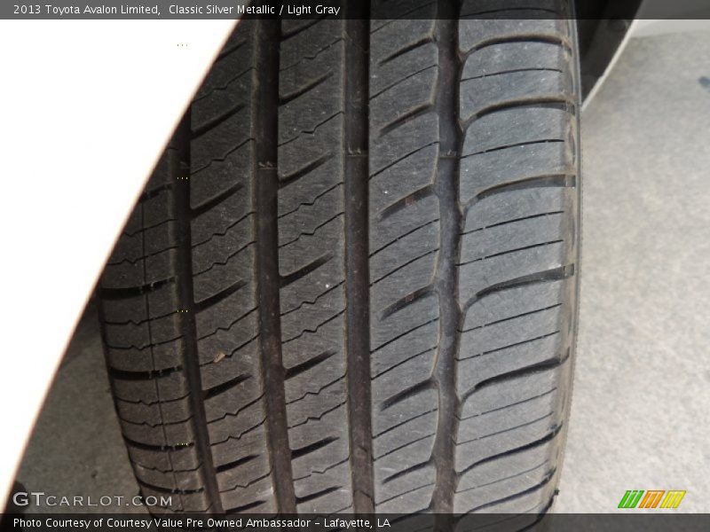 Classic Silver Metallic / Light Gray 2013 Toyota Avalon Limited