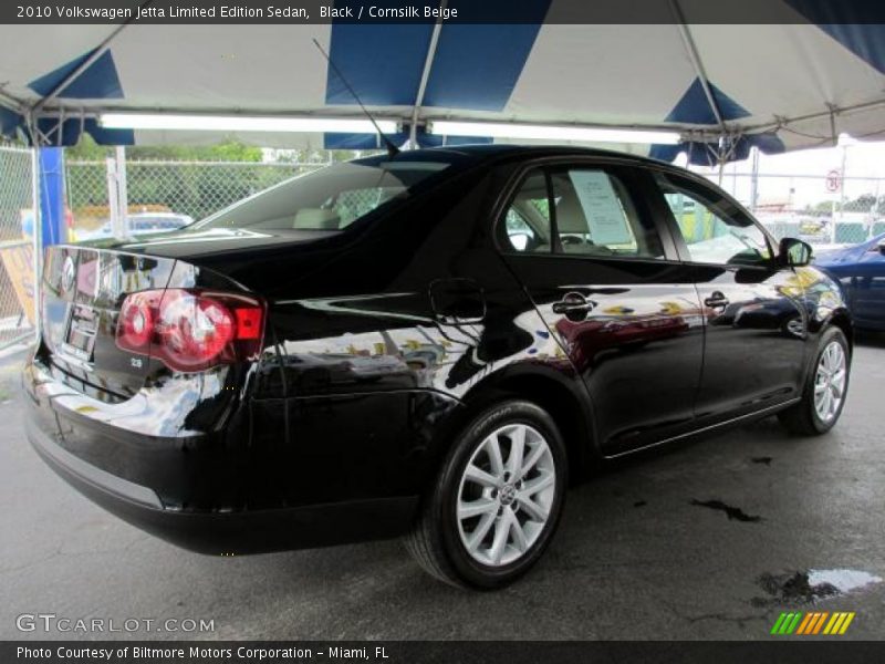 Black / Cornsilk Beige 2010 Volkswagen Jetta Limited Edition Sedan
