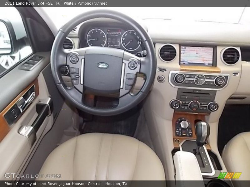 Fuji White / Almond/Nutmeg 2011 Land Rover LR4 HSE