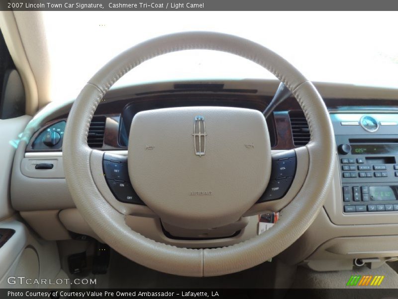 Cashmere Tri-Coat / Light Camel 2007 Lincoln Town Car Signature