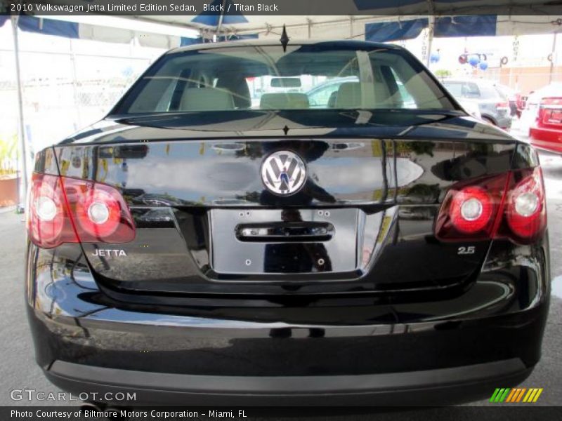 Black / Titan Black 2010 Volkswagen Jetta Limited Edition Sedan