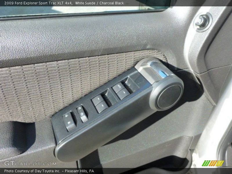 White Suede / Charcoal Black 2009 Ford Explorer Sport Trac XLT 4x4