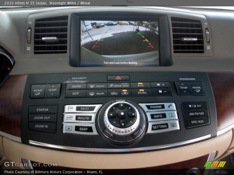 Moonlight White / Wheat 2010 Infiniti M 35 Sedan