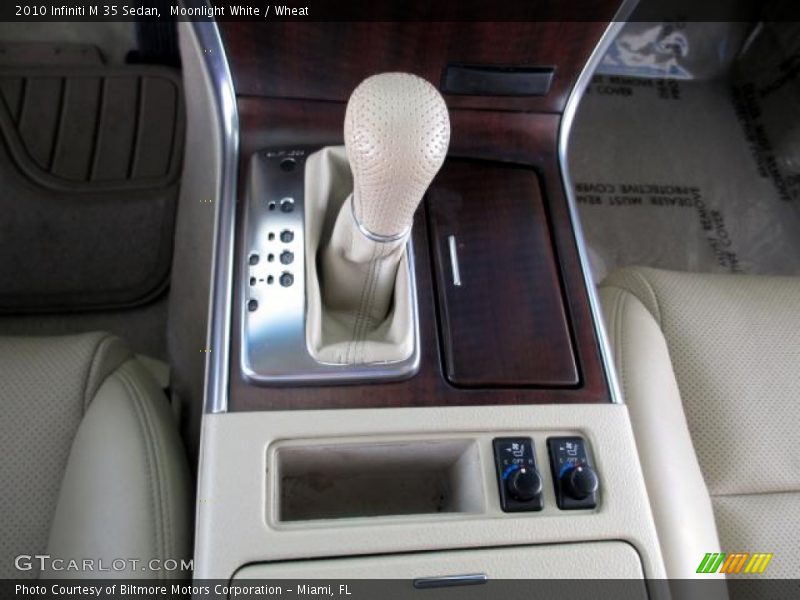 Moonlight White / Wheat 2010 Infiniti M 35 Sedan