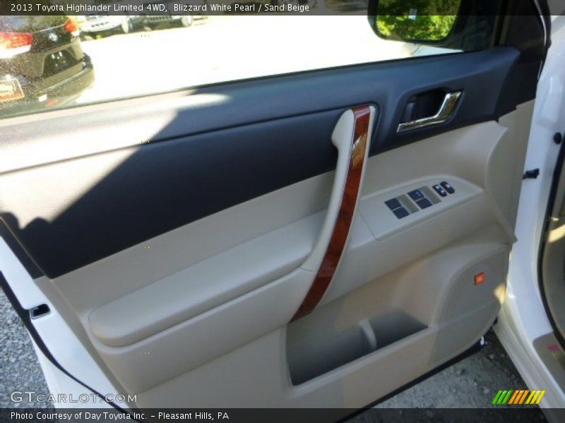 Blizzard White Pearl / Sand Beige 2013 Toyota Highlander Limited 4WD