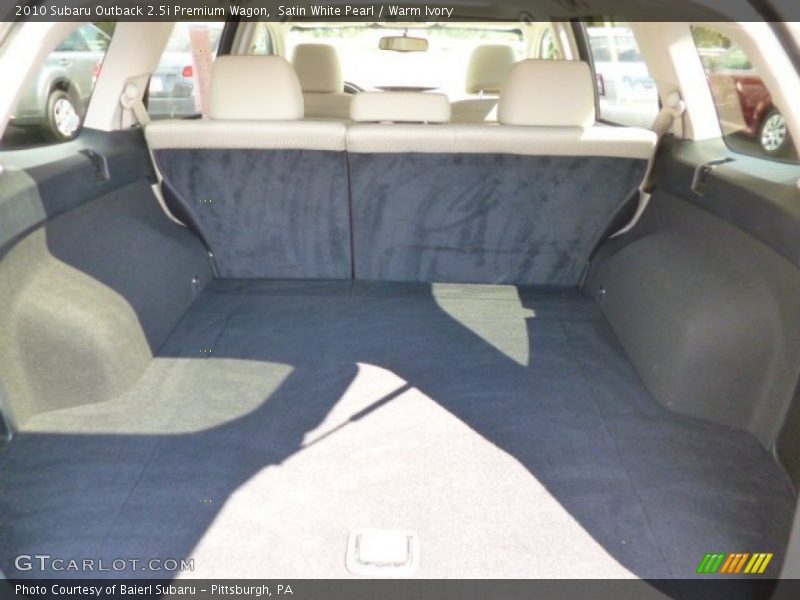 Satin White Pearl / Warm Ivory 2010 Subaru Outback 2.5i Premium Wagon