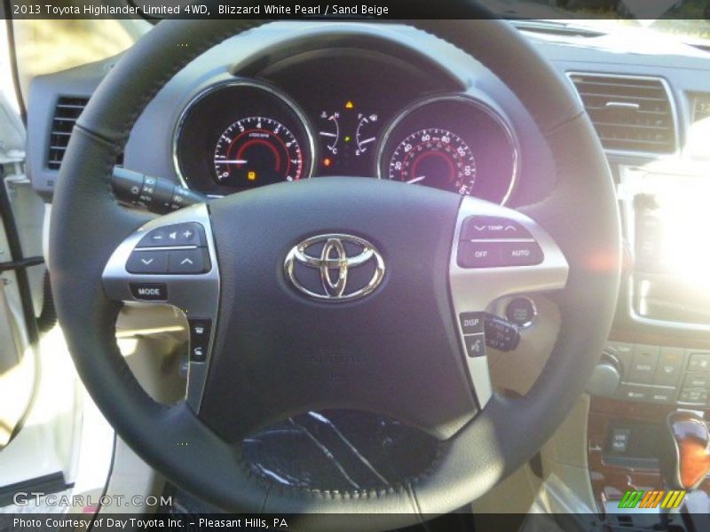 Blizzard White Pearl / Sand Beige 2013 Toyota Highlander Limited 4WD