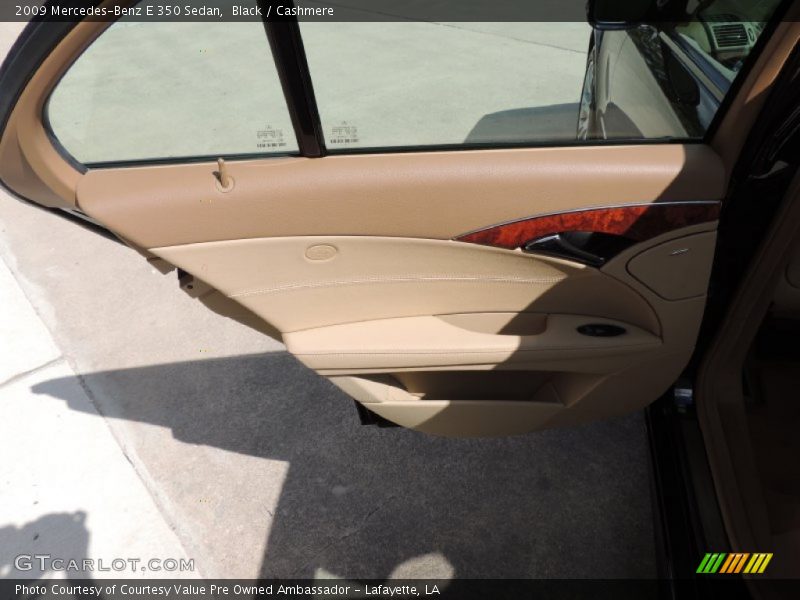 Black / Cashmere 2009 Mercedes-Benz E 350 Sedan