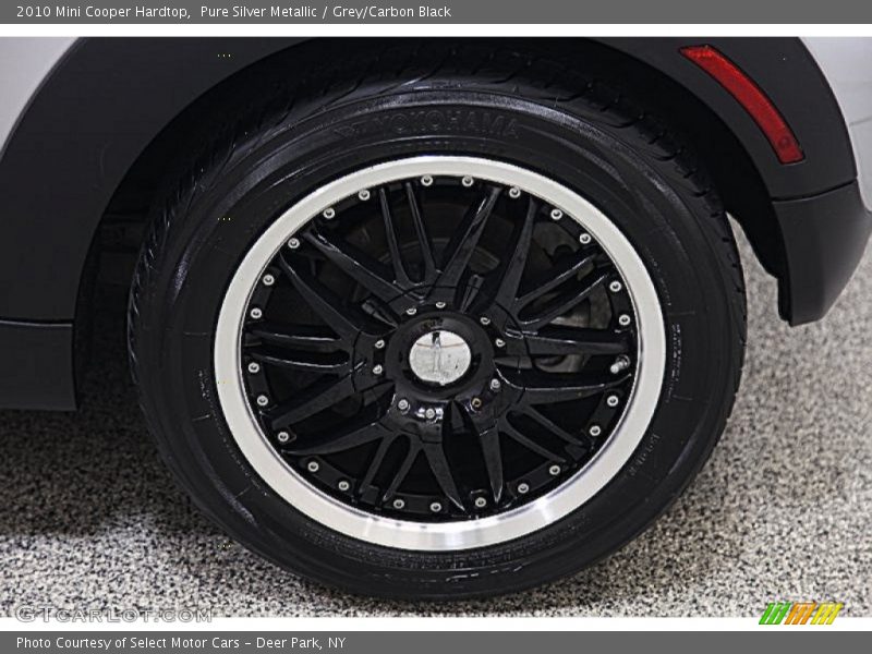 Pure Silver Metallic / Grey/Carbon Black 2010 Mini Cooper Hardtop