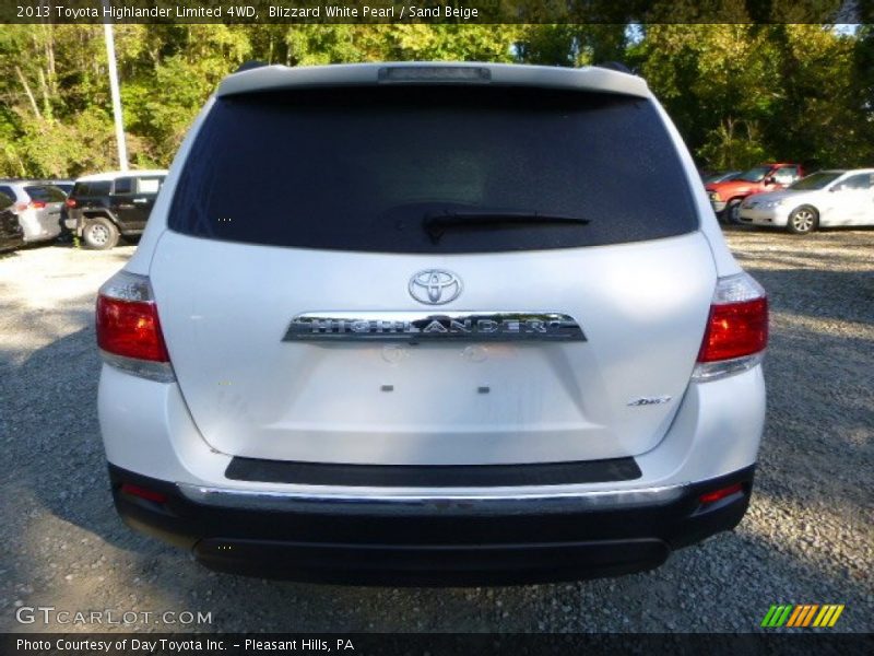 Blizzard White Pearl / Sand Beige 2013 Toyota Highlander Limited 4WD