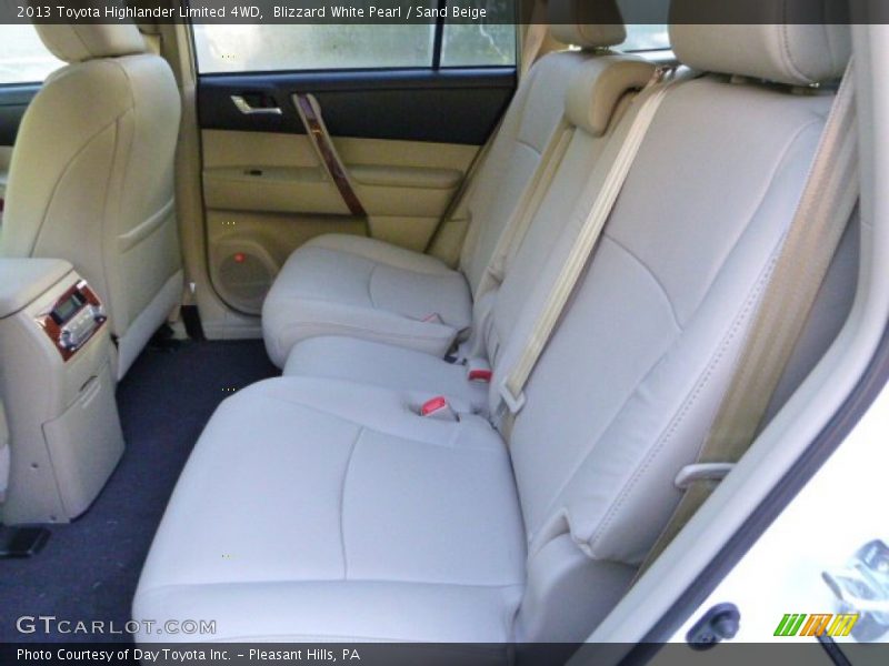 Blizzard White Pearl / Sand Beige 2013 Toyota Highlander Limited 4WD