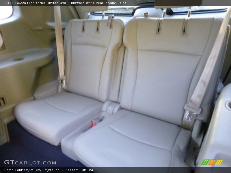 Blizzard White Pearl / Sand Beige 2013 Toyota Highlander Limited 4WD
